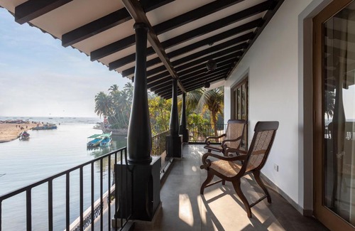 Baga Villa | DIMORA BY THE SEA