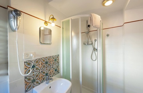 Venafro House | Dimora del Prete di Belmonte - Bed & Breakfast