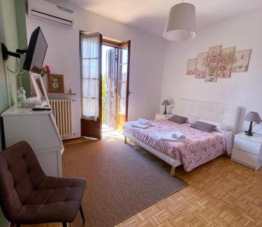 Rivanazzano Bed & Breakfast | Dimora della corte