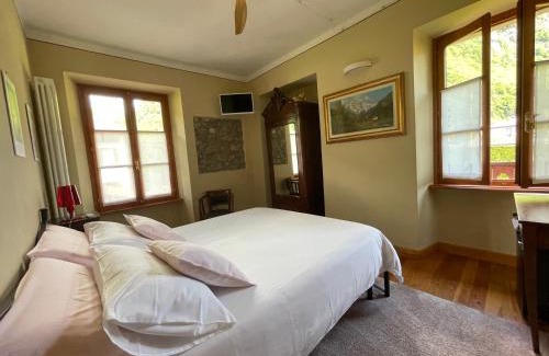 Varallo House | Dimora Fiorita Junior My Holiday Home