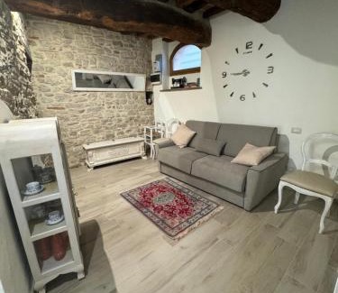 Monte Santa Maria Tiberina Apartment | Dimora monte S. Maria Tiberina