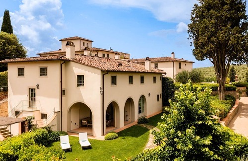 Impruneta Villa | Dimora Torricella - Twenty Bedroom Villa, Sleeps 37