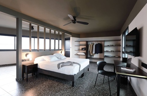 Saint-Denis Hotel | Dina Morgabine Saint Denis