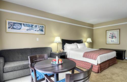 Palo Alto Hotel | Dinah's Garden Hotel