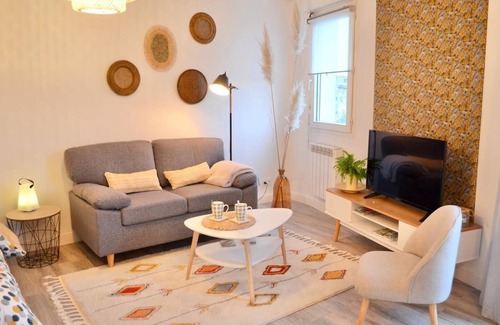 Dinan Apartment | Dinan, beautiful studio close to town center!