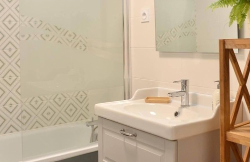 Dinan Apartment | Dinan, beautiful studio close to town center!