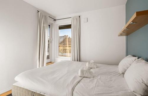Gronland Apartment | Dinbnb Apartments I Panoramic Rooftop I 700m to Oslo Central Station