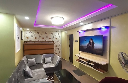 Surulere Apartment | Dinero Emerald Apartment