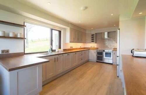 Ventry House | Dingle Bay Nest Burnham