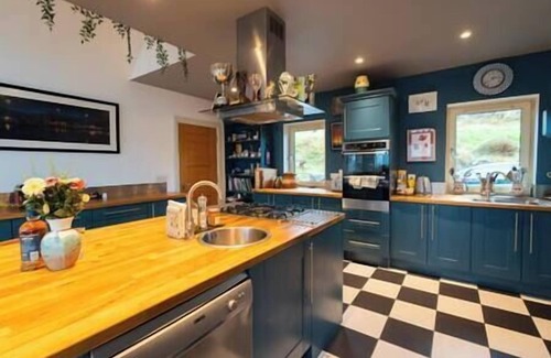 Dingle House | Dingle Panoroma - 5 Star Luxury