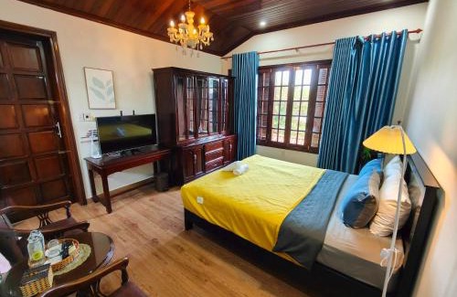 Huong Thuy House | Dinh villa