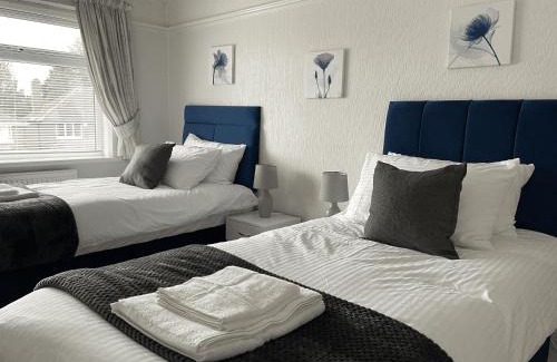 Birmingham House | Dinizia, 2 bedrooms, sleeps 5