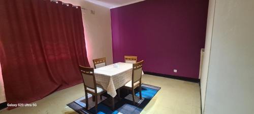 Kitwe House | Dinner Bell Lodge