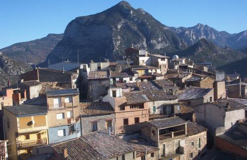 Coll de Nargo Apartment | Dinosaur House