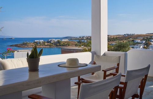 Piso Livadi House | Dionysus | 2 Bedroom Family Apartment with Sea View and Patio, Cleopatra Homes P