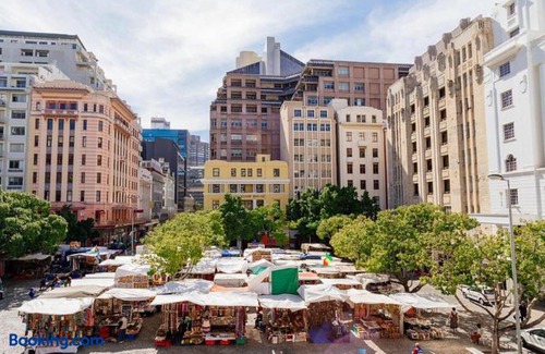 Cape Town City Centre Apartment | Diplomat 123 By Ctha