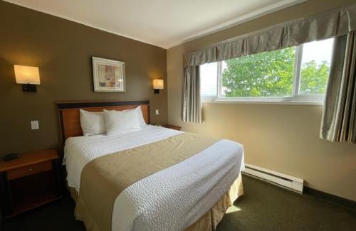 Regional District of Nanaimo Hotel | Diplomat Motel