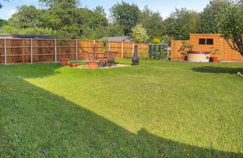 Smallburgh House | Dippers