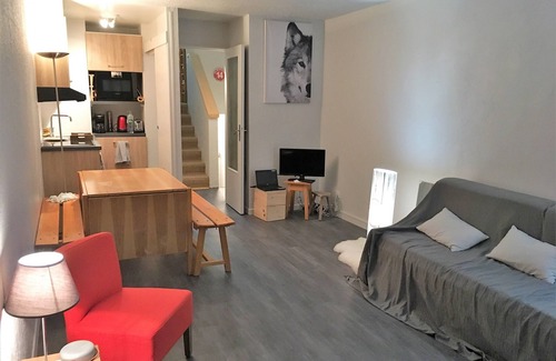 Puy-Saint-Vincent Apartment | Direct access to the slopes, 6-bed apartment with balcony south of resort 1600