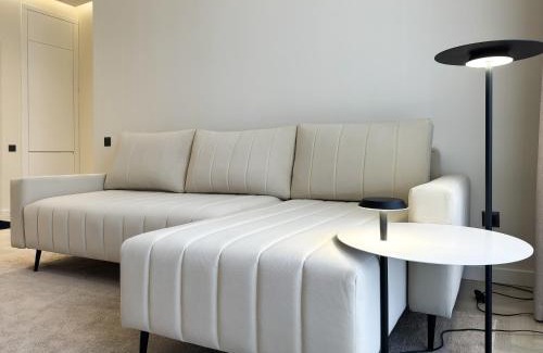 Tashkent Apartment | Direct access to Tashkent CITY MALL, Central Park, Hilton Hotel, Chorsu Bazaar!