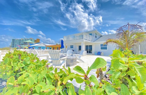 Boardwalk House | DIRECT BEACH ACCESS OCEAN FT HOME; 4 BDRM, 3 BATH, 2 MASTER SUITES SLEEPS 12 MAX