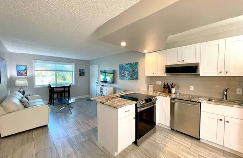 St. Pete Beach Condo | Direct Beach Access & Poolside Happy Hours