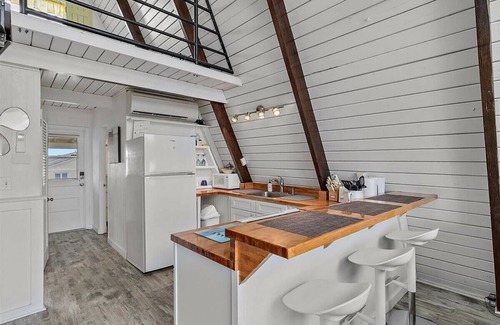 Vilano Beach House | Direct Beach Access, Views! | Dune House