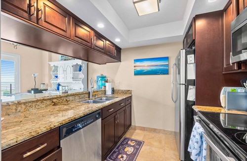 Flagler Beach Condo | Direct Beach Views - Sleeps 4, Corner Unit Tennis - Pool