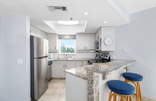 Belle Vista Condo | 🌅 Direct Gulf Front Escape at Gulf Strand Resort