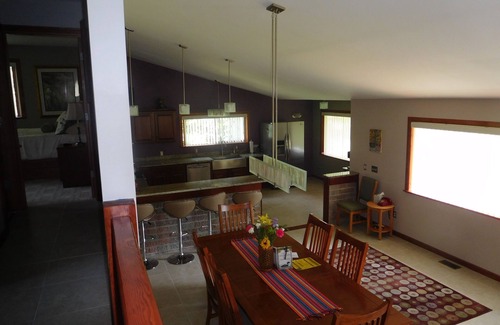 Arcadia House | DIRECT Lake Michigan Access! WALK to Beach! Arcadia BLUFFS 2mi! 2 SEPARATE UNITS