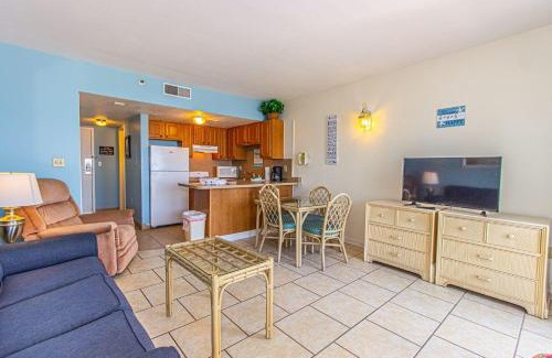 Myrtle Beach Apartment | Direct Ocean Front Studio with Endless Views Palace Resort 302