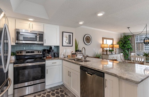 Arcadian Shores Condo | Direct Ocean Front 509SHampton-Full Amenity Access