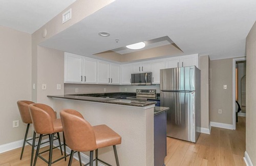 Downtown Myrtle Beach Condo | Direct Ocean Front Suite w/Full Kitchen. Newly Renovated and Centrally Located!