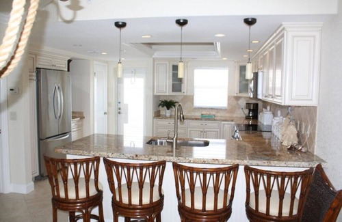 Highland Beach Condo | Direct OCEANFRONT Condo on the BEACH