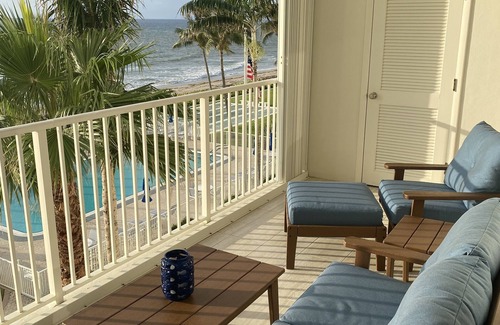 Highland Beach Condo | Direct OCEANFRONT Condo on the BEACH