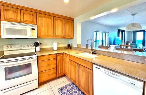 Fort Pierce Shores Condo | Direct oceanfront, corner balcony condo - Breathtaking views ocean to river!