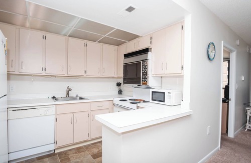 North Ocean City Condo | Direct Oceanfront Hi-Rise Condo