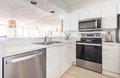 Ponce Inlet Condo | Direct Oceanfront Ponce Inlet. Sleeps 6. 5 star rating on all platforms!