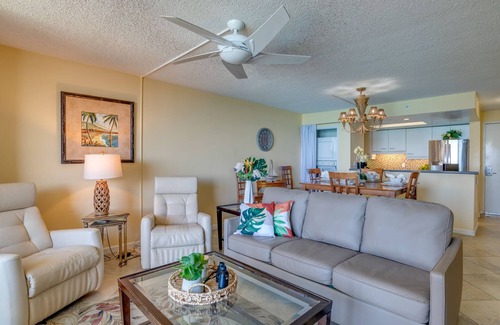 Kahana Condo | Direct oceanfront resort offers great ocean views