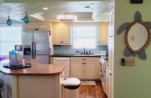 Bokeelia House | Direct water access to Charlotte Harbor and Gulf of Mexico with no bridges.