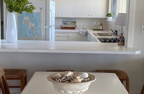 Indian Neck Heights House | Direct Waterfront 4 BR 2.5 BTH Cent Air, Big Deck, Swim Beach, Sunsets, 5 Star