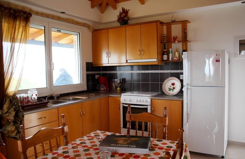 Pylos-Nestoras Apartment | Directly at the beach, in calm, rural environment - holiday apartment Messenia,