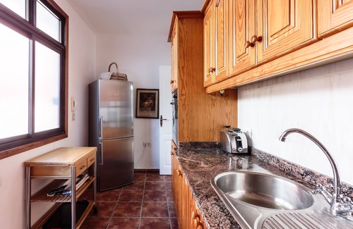 Puerto de Tazacorte House | Directly on the beach - La Huaca Apartment