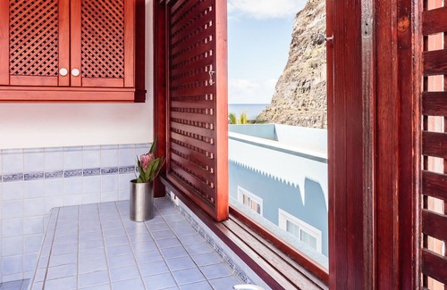 Puerto de Tazacorte House | Directly on the beach - La Huaca Apartment