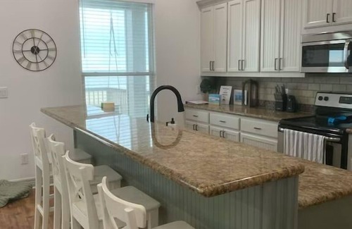 Freeport House | Directly on the beach with amazing Gulf & Bay views near fishing and adventures