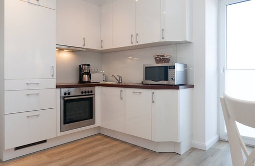 Hornum Apartment | Directly on the beach with a view of the sea