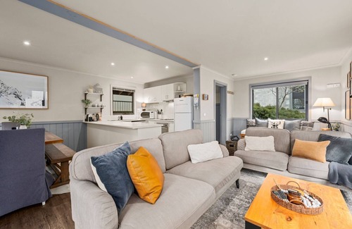 Mount Buller House | DISCO 4 - Cosy 2 bedroom stand-alone chalet