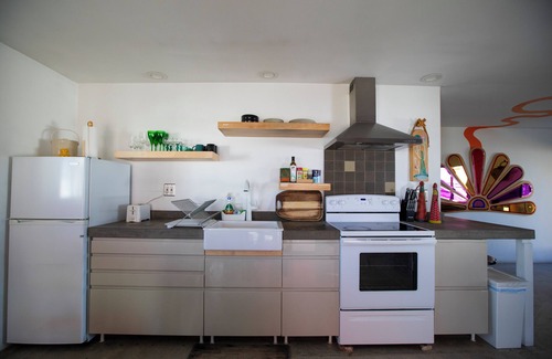 Yucca Valley House | Discoasis Joshua Tree - 2.5 Acres w/Bar & Hot Tub