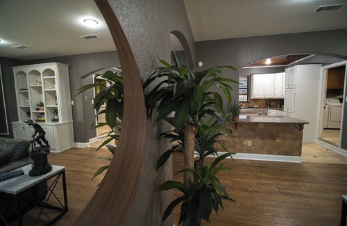 Azle House | Discount! 30% - King Beds LUX Pool at the Lake Theater Gym Arcade