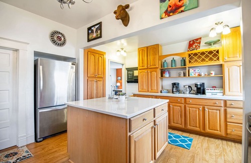 Stanley House | Discount avail! Hot tub, firepit, grill & game room—patio fun!
